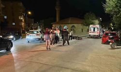 Niğde'de elektrikli motosiklet ile otomobil çarpıştı: 1 kişi yaralandı