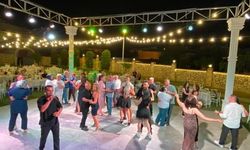 Nikaha Bir Gün Kala Vazgeçen Damat, Gelinsiz Düğünle Ailesini Bir Araya Getirdi