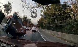 Otomobilin Havalanarak Karşı Şeride Savrulduğu Feci Kaza Kamerada