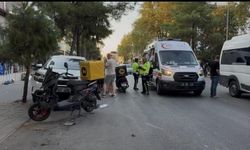 Pamukkale'de yasaklı kavşakta dönüş yapan otomobile motosiklet çarptı: 1 yaralı