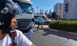 TIR'ın Çarpmasından Son Anda Kurtulan Sürücü Hayatını Zor Kurtardı