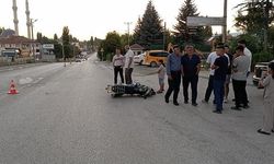 Tokat Sulusaray'da 14 Yaşındaki Sürücünün Otomobili ile Motosiklet Çarpıştı: 1 Yaralı