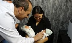 Trabzon'da Milyonda Bir Görülen İki Ayrı Rahimden İkiz Doğumu Gerçekleşti