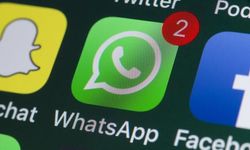 WhatsApp grup sohbetlerine @herkes özelliği ve yeni anket araçları eklendi