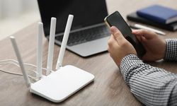 Zbtlink Yönlendiricilerinde Her 35 Saniyede Bağlantı Kurabilen Kritik Arka Kapı Tespit Edildi