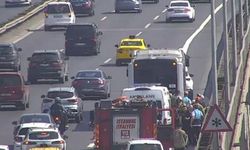 15 Temmuz Şehitler Köprüsü'nde metrobüs ve motosiklet çarpıştı: 1 kişi yaralandı