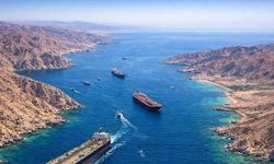 ABD, Hürmüz Boğazı'ndan 900 Milyon Varilden Fazla Ham Petrol Taşınmasını Destekledi