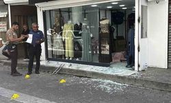 Adana'da İş Yerine Silahlı Saldırı: Camlara 9 Kurşun İsabet Etti