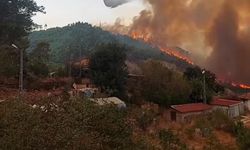Antalya Serik'te Orman Dışı Alanda Büyüyen Yangına Müdahale Sürüyor
