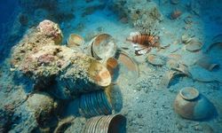 Antalya'daki 2.100 Yıllık Gemi Batığında Antik Döneme Ait Lüks Sofra Takımları Bulundu