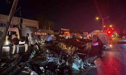Aydın Nazilli'de Direğe Çarpan Otomobilde 4 Kişi Yaralandı