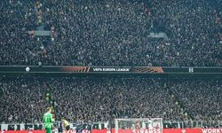Beşiktaş Taraftarları Takımlarını Coşkuyla Destekledi