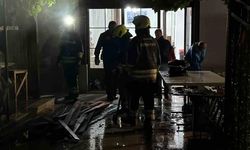 Bolu'da İkiz Villanın Bahçesindeki Odunlukta Yangın Çıktı