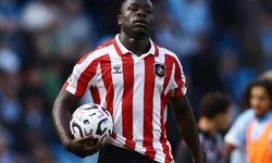 Brian Brobbey tarihe geçen hat-trick yaptı