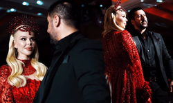 Çağla Öz'ün Kına Gecesinde Altın Takıları Gündem Oldu