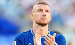 Edin Dzeko, Bosna Hersek Milli Takımı Kariyerini 2 Ekim'deki Maçla Noktalıyor