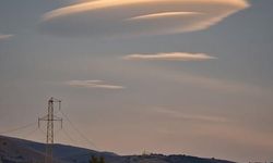 Erzincan Üzümlü'de Mercek Bulutu UFO Görüntüsü Oluşturdu