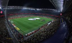 Fenerbahçe-Beşiktaş derbisinde kalp krizi geçiren taraftar hayatını kaybetti