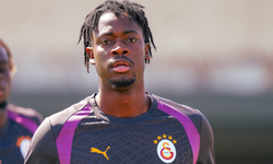 Galatasaray'da Yeni Transfer El Chadaille Bitshiabu Takımla İlk Antrenmanına Çıktı