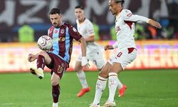 Galatasaray'ın Trabzonspor'a 4-0 yenilgisi sonrası Okan Buruk'a eleştiriler yoğunlaştı