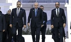 İbrahim Kalın'ın Yeni İmajı Bişkek Zirvesinde Göz Kamaştırdı