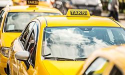 İzmir'de taksici 920 bin lirayı müşterisine iade etti