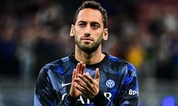 Juventus, Hakan Çalhanoğlu'nun sözleşme görüşmelerini yakından takip ediyor