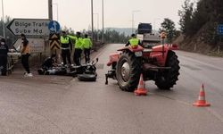 Karabük'te motosikletle traktörün çarpışması sonucu 2 kişi yaralandı