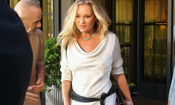 Kate Moss'un Transparan Elbisesi ve Cesur Pozları Sosyal Medyayı Salladı