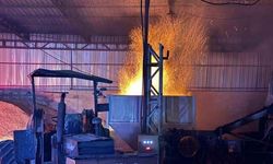 Kayseri'de Kereste Fabrikasındaki Talaş Briketleme Makinesinde Yangın Büyümeden Söndürüldü