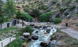 Konya'daki 3 Bin Yıllık İvriz Kaya Anıtı Ziyaretçilerin İlgi Odağı