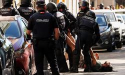 Madrid'de 70 Yıldır Oturduğu Evden Zorla Çıkarılan 87 Yaşındaki Kadın İçin Ülke Genelinde Protesto
