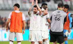 Messi kariyerinde 49. kez kupa sevinci yaşadı
