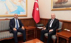 Milli Savunma Bakanı Güler, Azerbaycan Büyükelçisi Aslanov ile bir araya geldi