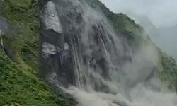 Nepal'de Büyük Heyelan Anbean Kameralara Yansıdı