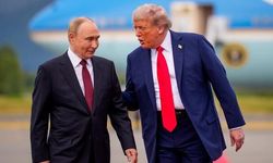 Putin ve Trump, Üç Saatlik Görüşmenin Ardından İletişimi Sürdürme Kararı Aldı