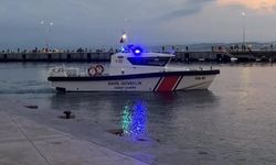 Sinop'ta Sahil Güvenlik Botu Gezi Teknelerini Uzaktan Denetledi