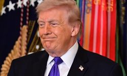 Trump, Hürmüz Boğazı'nı 'Trump Boğazı' olarak gösteren harita paylaştı
