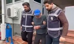 Adana'da 20 yıl hapis cezasıyla aranan dolandırıcı çalıntı araçla yakalandı