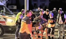 Adapazarı'nda 3 aracın karıştığı zincirleme kazada 4 kişi yaralandı
