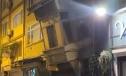 Bakırköy'de İki Katlı Metruk Bina Çöktü