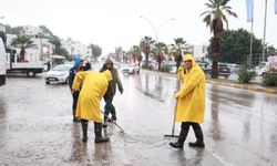 Bodrum'da Şiddetli Yağışlara Karşı Belediye Ekipleri Seferber Oldu
