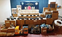 Bursa'da kaçak sigara ve tütün operasyonunda 4 kişi gözaltına alındı