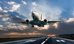 Deneyimli kabin görevlisinden uçakta uyumayı kolaylaştıran koltuk önerileri