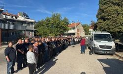 Denizli'de hayatını kaybeden yaşlı çift Uşak'ta defnedildi