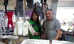 Edirne Balkan Pazarı'nda Bulgar turistlerin alışveriş ilgisi esnafı sevindirdi