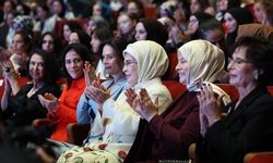 Emine Erdoğan, GİF 2027 sezon açılışında gençlerle buluştu