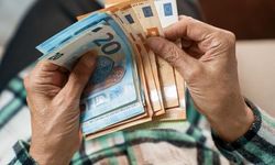 Euro, Avrupa enerji krizinin etkisiyle 17 ayın en düşük seviyesine indi