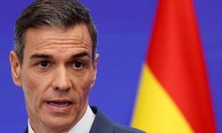İspanya Başbakanı Sanchez parlamentoyu feshederek erken seçime gidiyor