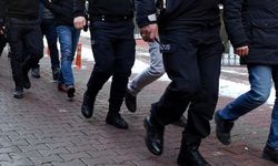 İstanbul'da kaçak tütün ticaretine yönelik operasyon: 12 kişi gözaltına alındı